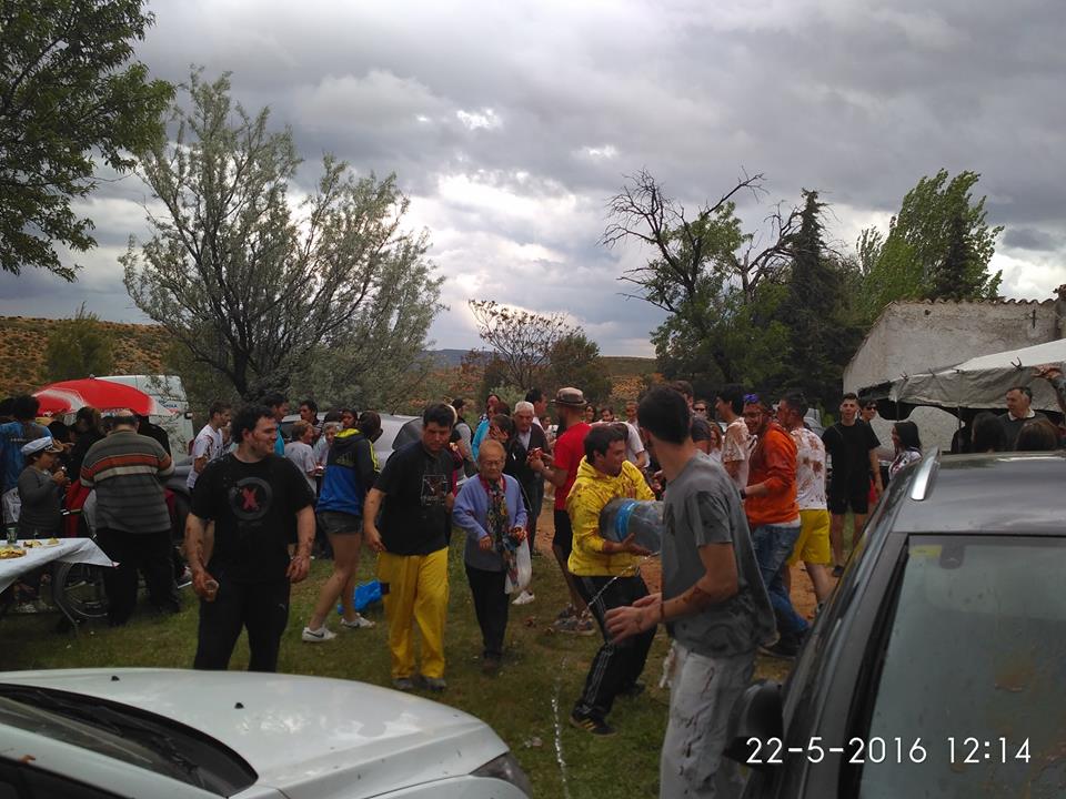 13307294_854774954651068_4114890513998015290_n